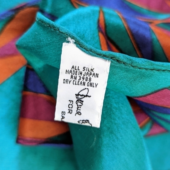 Vintage Diane Von Furstenberg Vintage Geometric Silk Scarf in Victorian Teal - Picture 4 of 12